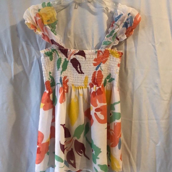 New Guess Smocked floral Cap sleeve chiffon blouse - Picture 4 of 6